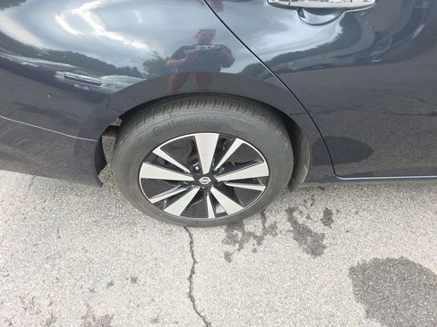 Used 2022 Nissan Altima 2.5 SV FWD image 15