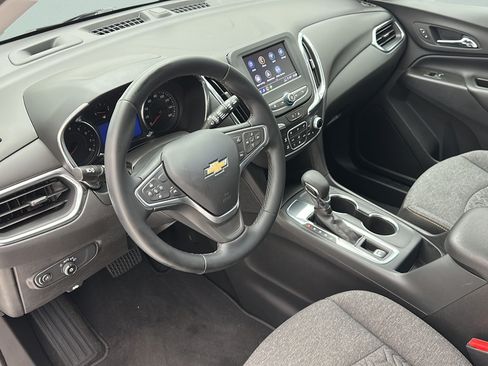 Used 2023 Chevrolet Equinox LT FWD image 11