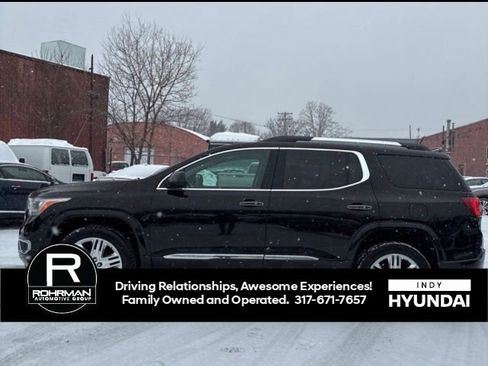 Used 2018 GMC Acadia Denali w/ Technology Package image 3