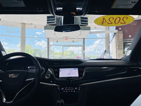 Used 2024 Cadillac XT6 Sport AWD/4WD image 49