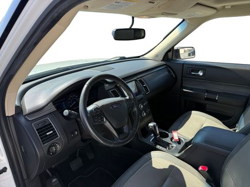 Used 2019 Ford Flex SEL w/ Equipment Group 202A FWD image 9