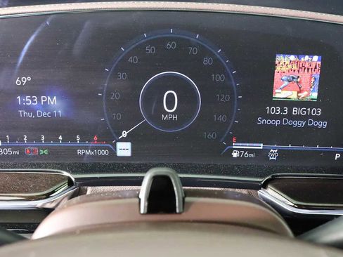 Used 2024 Cadillac Escalade Sport Platinum w/ LPO, ONYX Package image 15