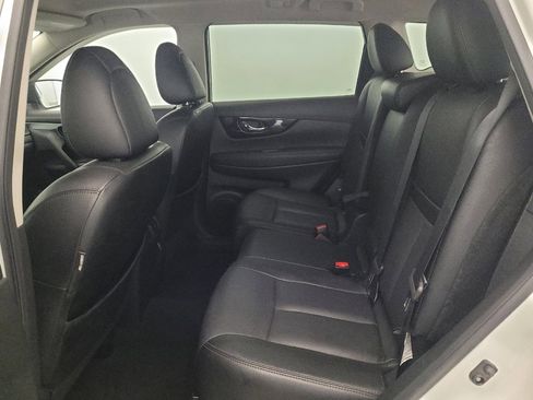 Used 2019 Nissan Rogue SL w/ Premium Package AWD/4WD image 18