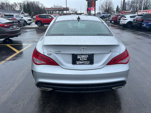 Used 2018 Mercedes-Benz CLA 250 4MATIC w/ AMG Line Exterior image 2