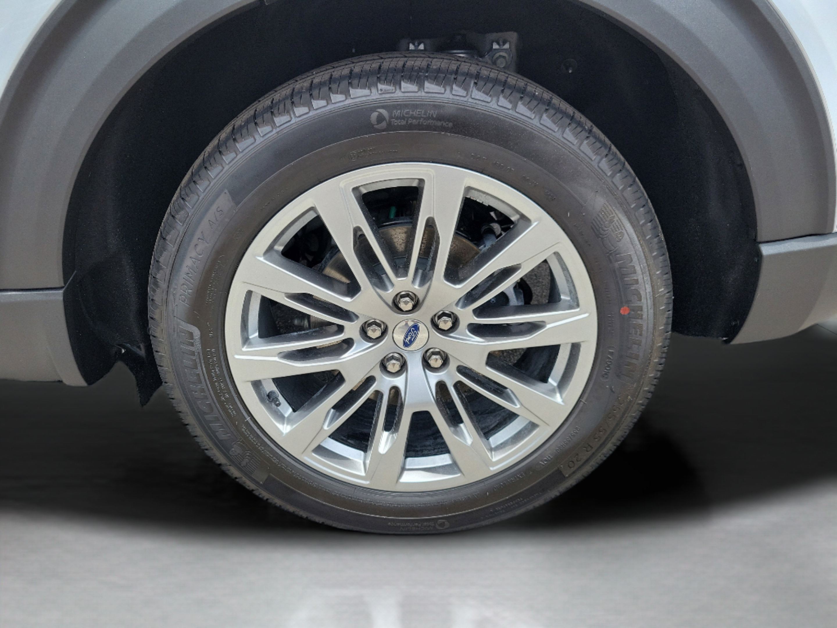 New 2026 Ford Explorer Platinum RWD image 37