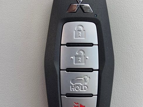 New 2026 Mitsubishi Outlander SEL AWD/4WD image 38