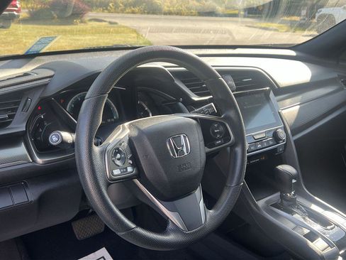 Used 2018 Honda Civic EX image 10