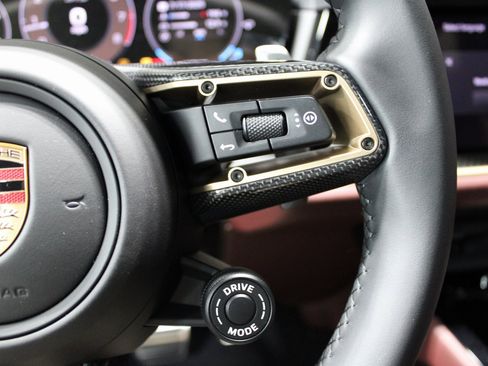 New 2025 Porsche Cayenne GTS image 30