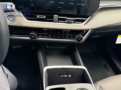 New 2026 Chevrolet Equinox LT AWD/4WD image 12