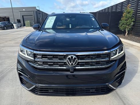 Used 2022 Volkswagen Atlas Cross Sport SEL Premium R-Line AWD/4WD image 10
