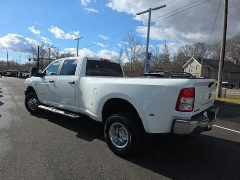 Used 2024 RAM 3500 Big Horn image 18