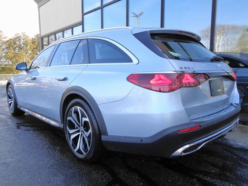 Used 2025 Mercedes-Benz E 450 4MATIC All-Terrain Wagon image 7