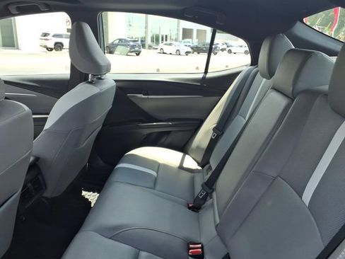 Used 2025 Toyota Camry SE w/ Multimedia Upgrade Package FWD image 7