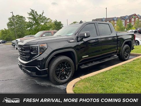 Used 2026 GMC Sierra 1500 Elevation w/ Elevation Premium Package AWD/4WD image 1