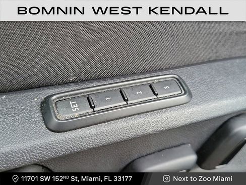 Used 2022 Volkswagen Atlas SEL image 11