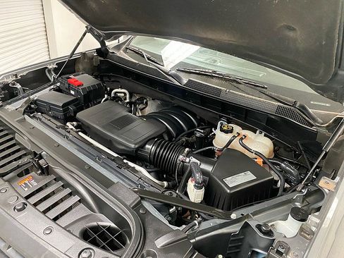 Used 2021 Chevrolet Silverado 1500 LT Trail Boss w/ Convenience Package II image 18