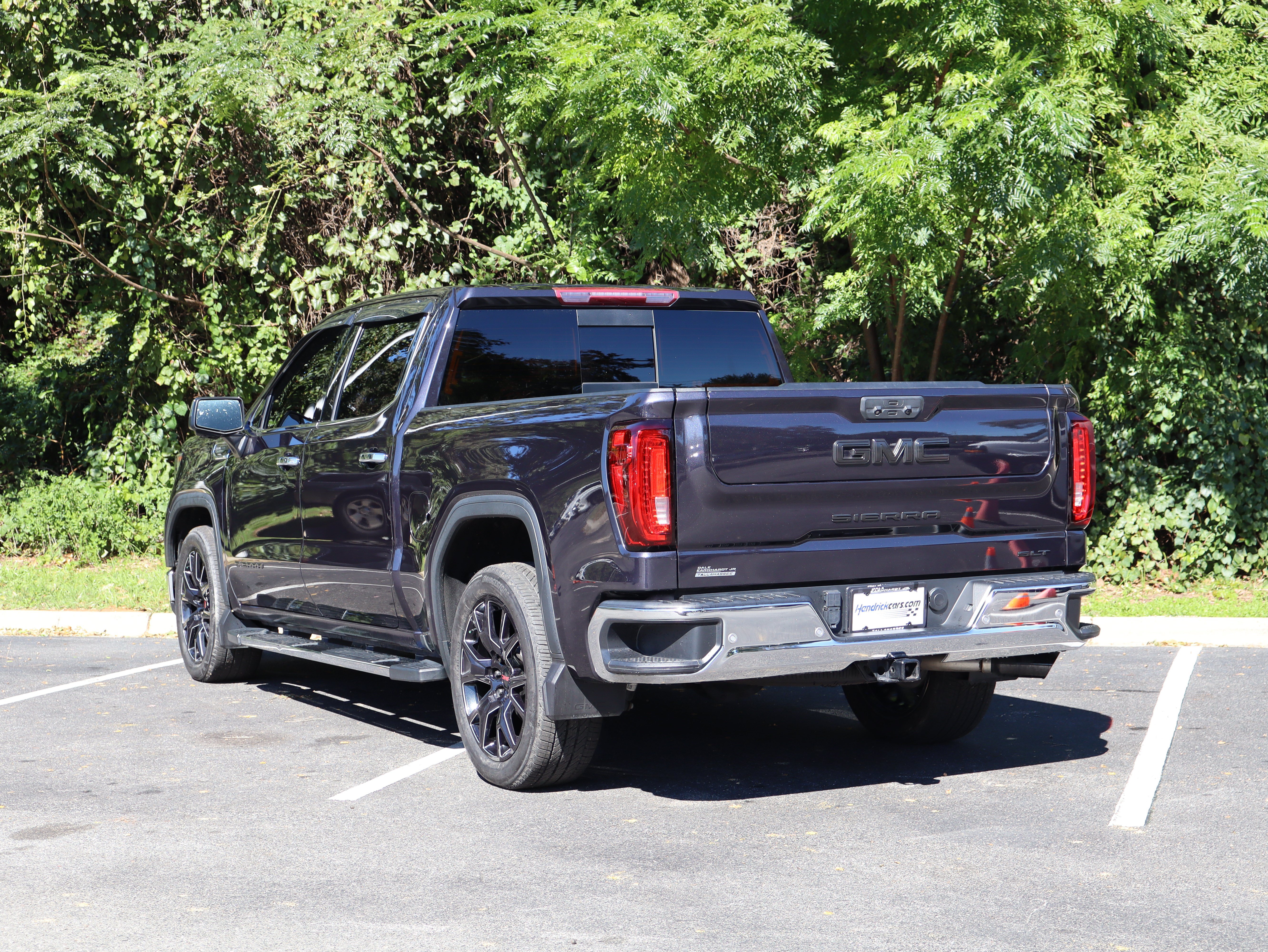 Used 2022 GMC Sierra 1500 SLT w/ SLT Premium Plus Package RWD image 7