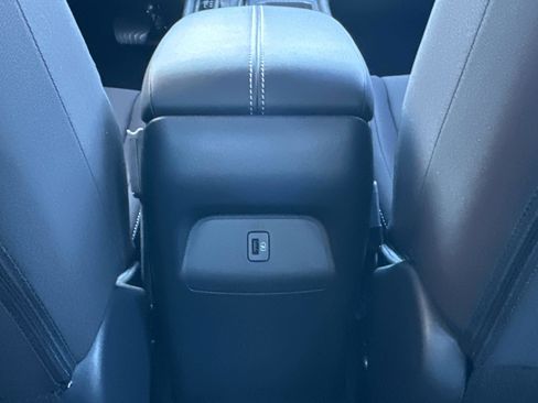 New 2025 Nissan Sentra SV image 28