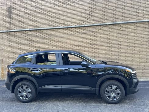 New 2026 Nissan Kicks S FWD image 5