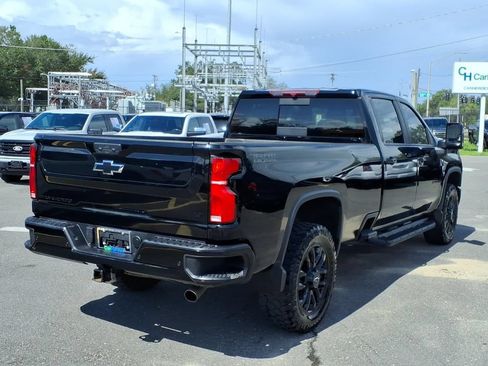 Used 2025 Chevrolet Silverado 2500 LT w/ Trail Boss Package AWD/4WD image 7