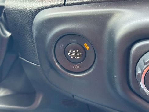 Used 2023 Jeep Wrangler Rubicon w/ Cold Weather Group image 28