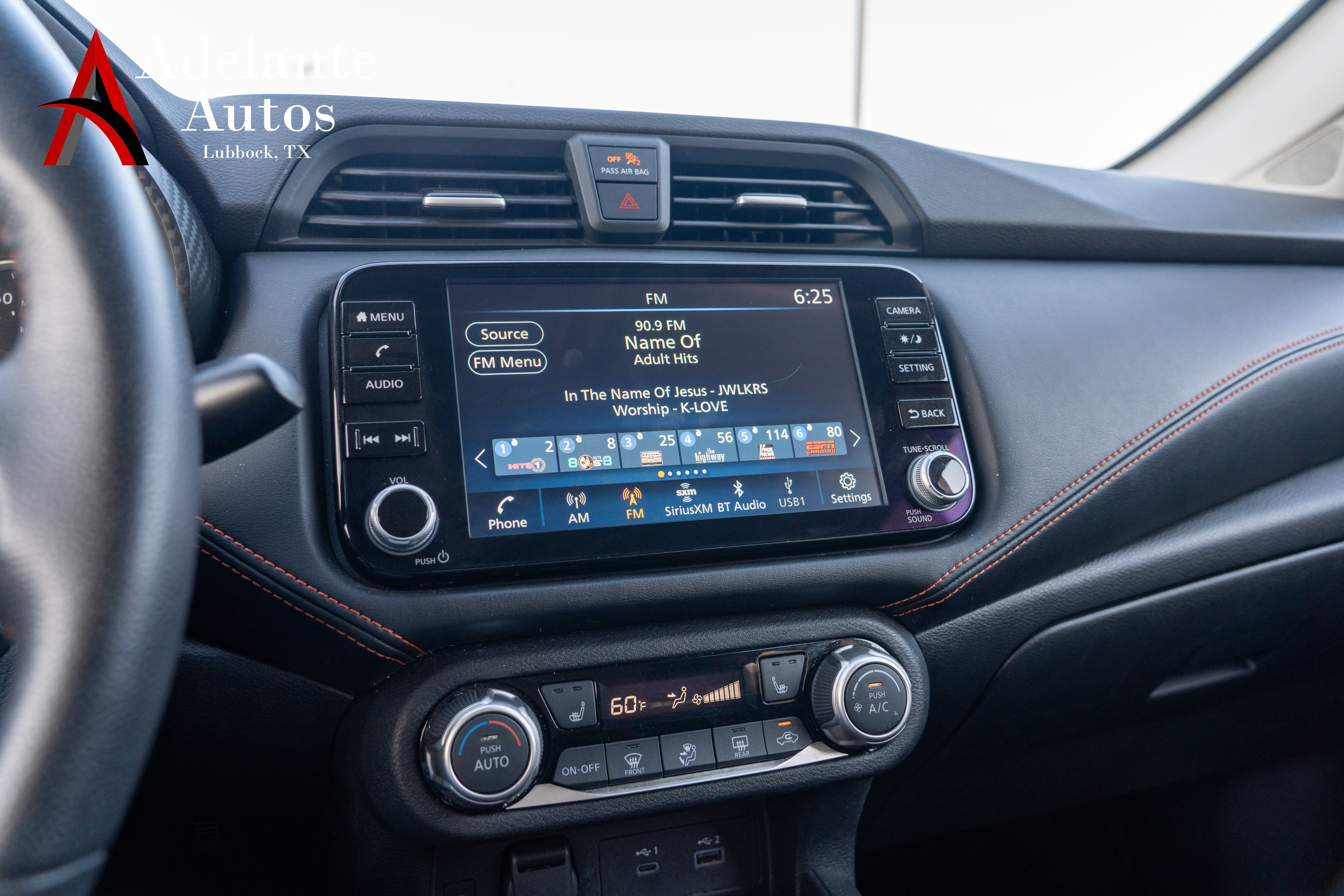 Used 2024 Nissan Versa SR FWD image 16