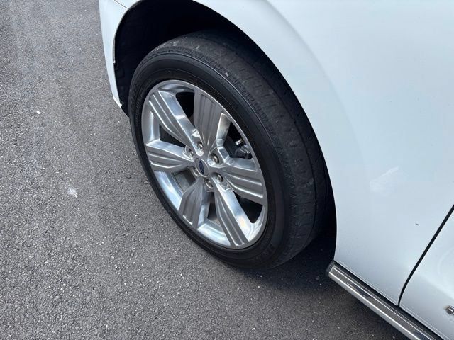Used 2022 Ford Expedition Max Platinum AWD/4WD image 4