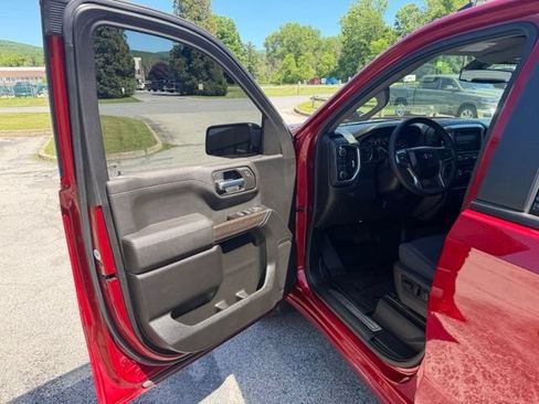 Used 2022 Chevrolet Silverado 1500 RST w/ Safety Package AWD/4WD image 20