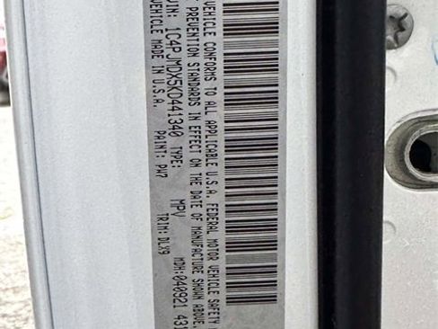 Certified 2019 Jeep Cherokee Limited image 42