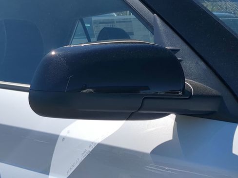 New 2025 Hyundai Venue Limited image 10