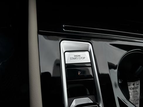 New 2026 Volkswagen Atlas SEL Premium R-Line image 17