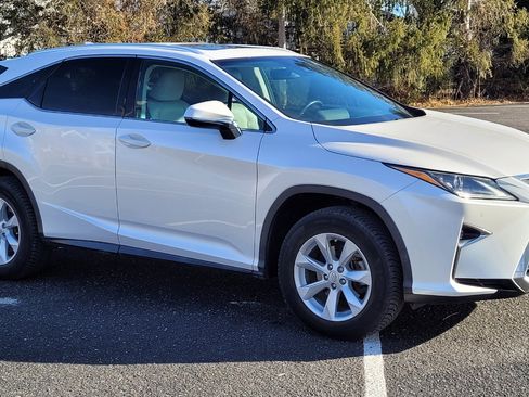 Used 2017 Lexus RX 350 AWD image 8