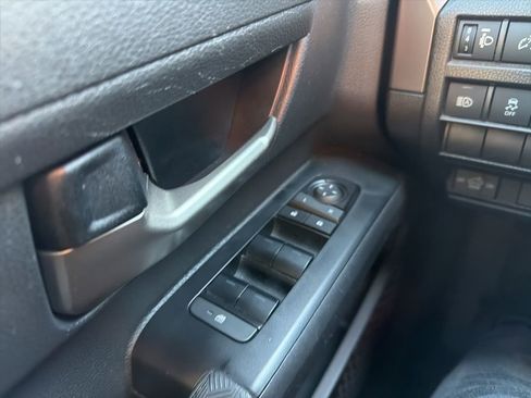 Used 2025 Toyota Tacoma TRD Off-Road image 16