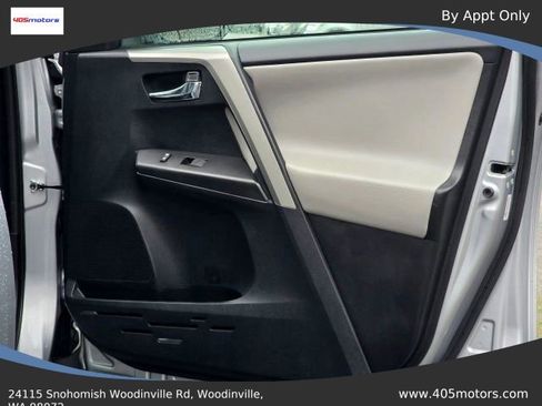 Used 2018 Toyota RAV4 XLE image 26