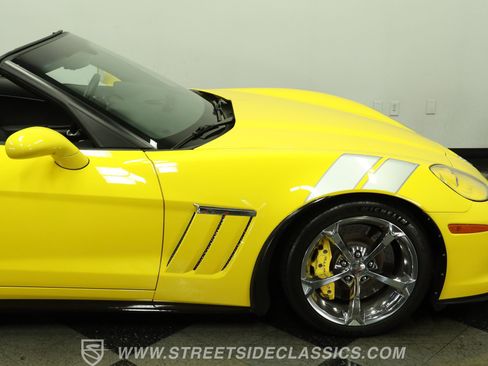 Used 2012 Chevrolet Corvette Grand Sport w/ 2LT Preferred Equipment Group RWD image 29