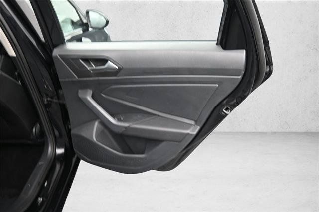 Used 2024 Volkswagen Jetta SE FWD image 27