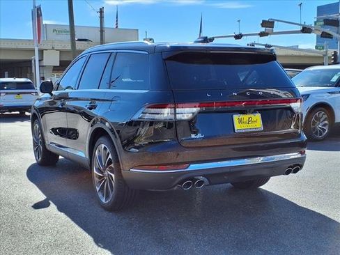 New 2025 Lincoln Aviator Reserve w/ Equipment Group 201A image 4