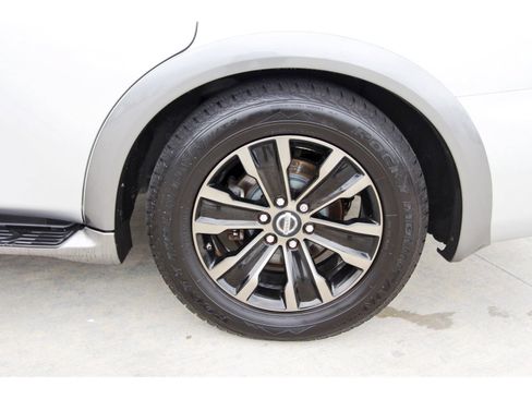 Used 2017 Nissan Armada Platinum RWD image 34