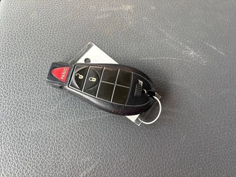 Used 2018 RAM 2500 SLT image 45