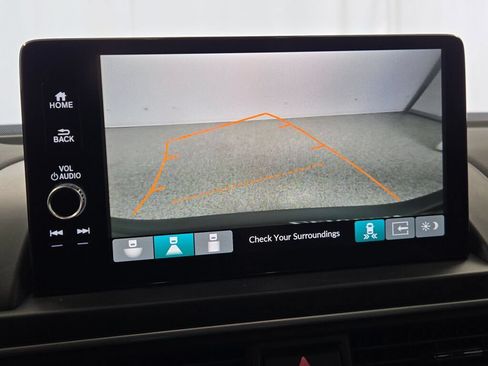 Used 2025 Honda Pilot Touring image 33