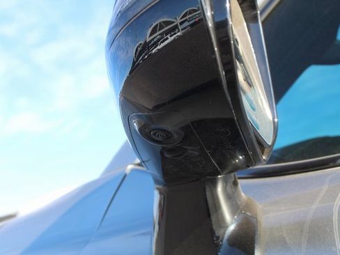 Used 2024 Lexus LX 600 4WD w/ Luxury Package image 20