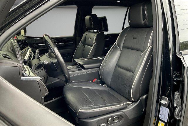 Used 2021 Cadillac Escalade ESV Sport AWD/4WD image 23