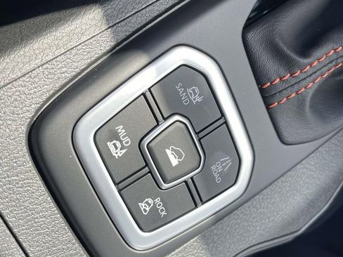 New 2026 Nissan Frontier PRO-4X w/ Pro Premium Package image 29