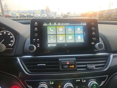 Used 2022 Honda Accord Sport image 25