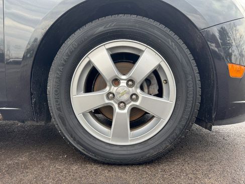 Used 2014 Chevrolet Cruze LT image 13