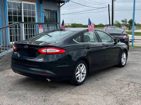 Used 2014 Ford Fusion SE image 6