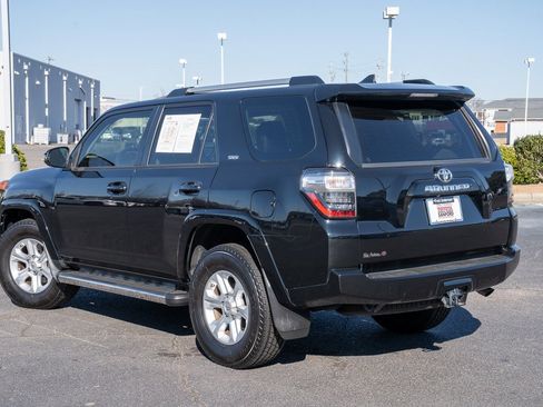 Used 2021 Toyota 4Runner SR5 Premium image 3