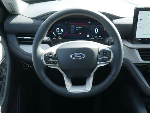 New 2026 Ford Explorer Active w/ Active Comfort Package image 19
