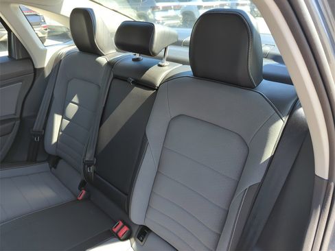 New 2026 Volkswagen Jetta SE image 25