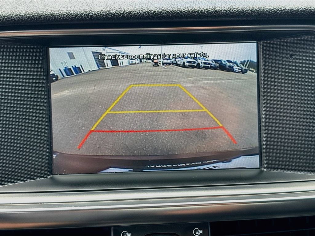 Used 2018 Kia Optima EX w/ Premium Package FWD image 13
